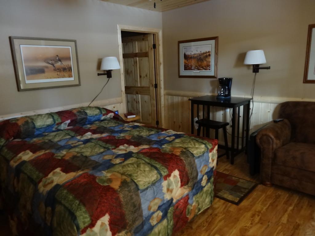 Stony Point Resort & Campground Cass Lake Room photo